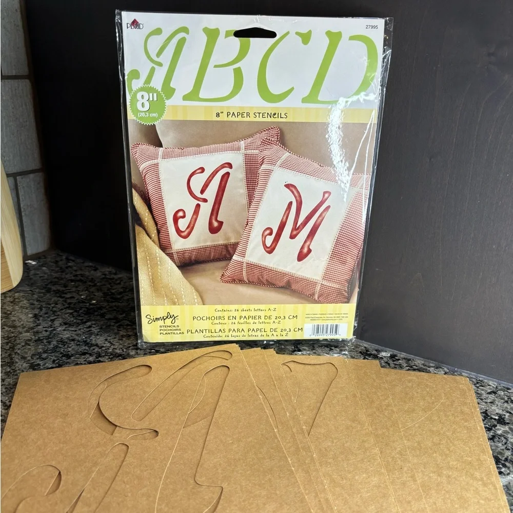 Plaid Simply Stencils Paper Stencils Set of 2